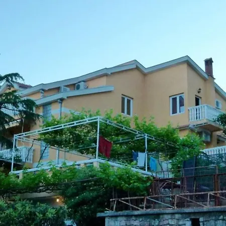 Antic Daire Budva